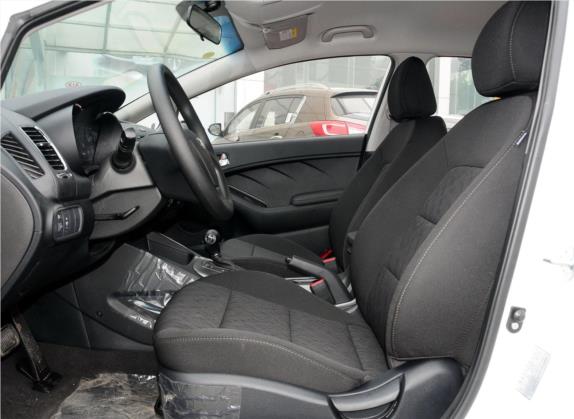 起亚K3S 2014款 1.6L 自动GL 车厢座椅   前排空间