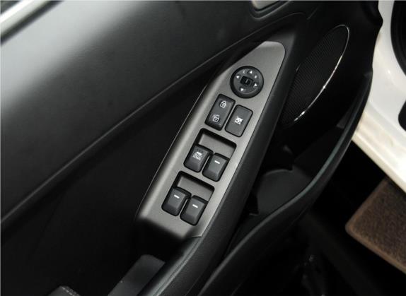 起亚K3S 2014款 1.6L 手动GLS 车厢座椅   门窗控制
