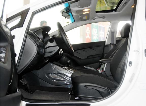 起亚K3S 2014款 1.6L 自动GLS 车厢座椅   前排空间