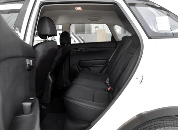 KX3傲跑 2015款 1.6L 手动两驱GL 车厢座椅   后排空间
