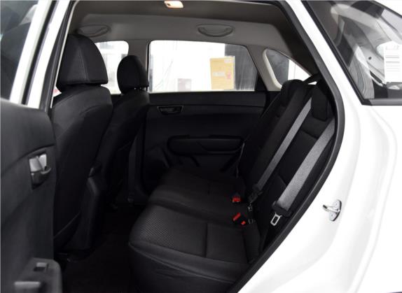 KX3傲跑 2015款 1.6L 手动两驱GLS 车厢座椅   后排空间