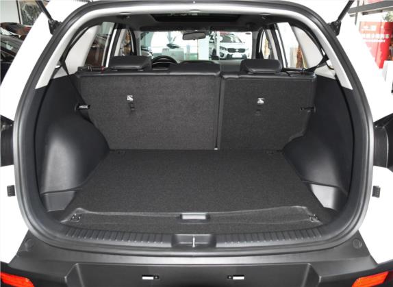 KX3傲跑 2015款 1.6L 自动两驱DLX 车厢座椅   后备厢