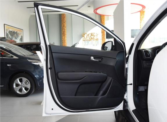 KX3傲跑 2015款 1.6L 自动两驱DLX 车厢座椅   前门板