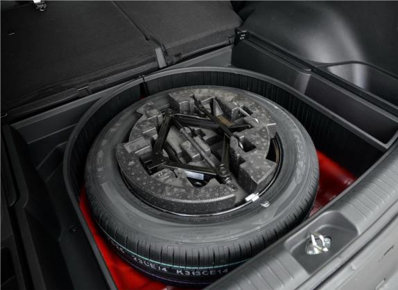 KX3傲跑 2015款 1.6T 自动两驱DLX 其他细节类   备胎