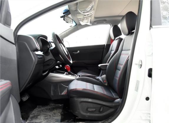 KX3傲跑 2015款 1.6T 自动两驱PRM 车厢座椅   前排空间