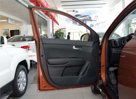 KX3傲跑 2015款 2.0L 自动两驱DLX 车厢座椅   前门板