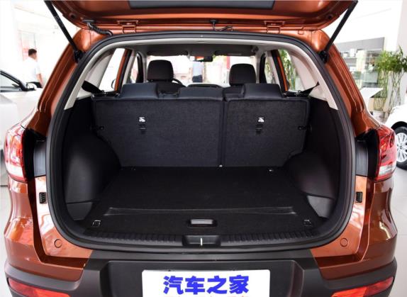 KX3傲跑 2017款 1.6L 手动傲风版 车厢座椅   后备厢