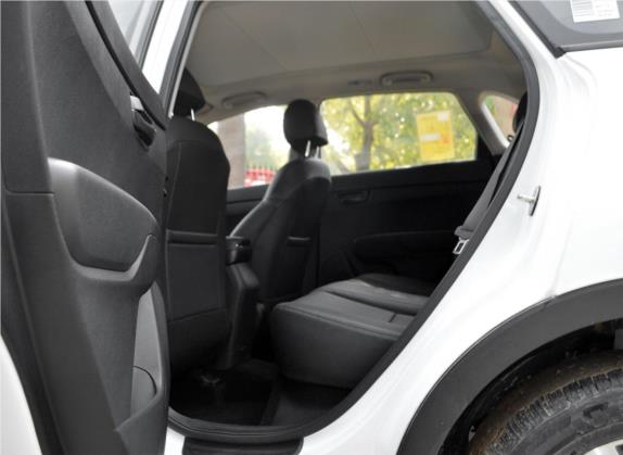 KX3傲跑 2017款 1.6L 自动傲雅15周年特别版 车厢座椅   后排空间