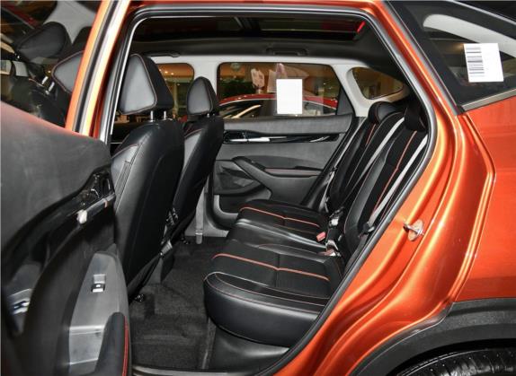 KX3傲跑 2020款 1.5L CVT潮流版 车厢座椅   后排空间