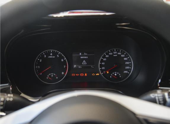 KX3傲跑 2021款 1.5L CVT舒适版 中控类   仪表盘