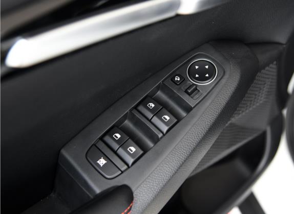 KX3傲跑 2021款 1.5L CVT全能版 车厢座椅   门窗控制