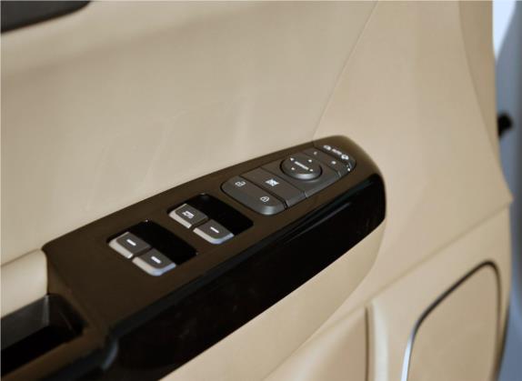 起亚KX5 2016款 1.6T 自动四驱Premium 车厢座椅   门窗控制