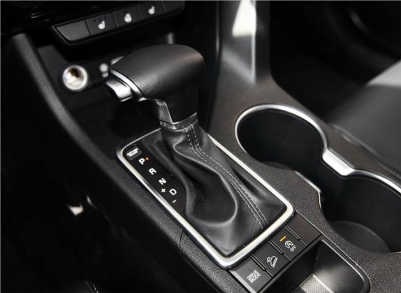 起亚KX5 2016款 1.6T 自动两驱Premium 中控类   挡把