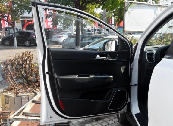 起亚KX5 2016款 1.6T 自动两驱GL 车厢座椅   前门板