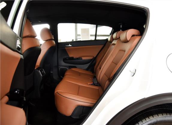 起亚KX5 2016款 2.0L 自动两驱Premium 车厢座椅   后排空间