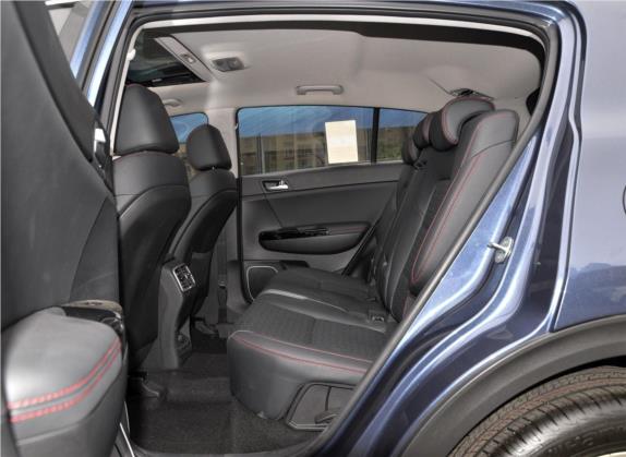 起亚KX5 2019款 2.0L 自动两驱舒适版 车厢座椅   后排空间