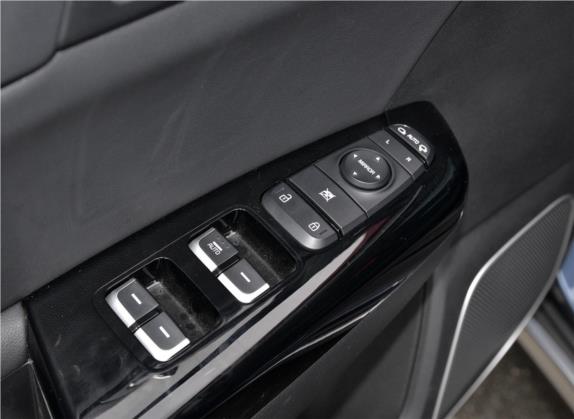 起亚KX5 2019款 2.0L 自动两驱舒适版 车厢座椅   门窗控制