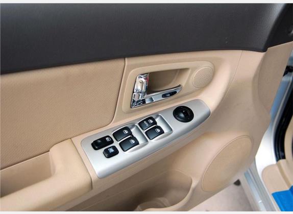 赛拉图 2007款 1.6L MT GLS 车厢座椅   门窗控制