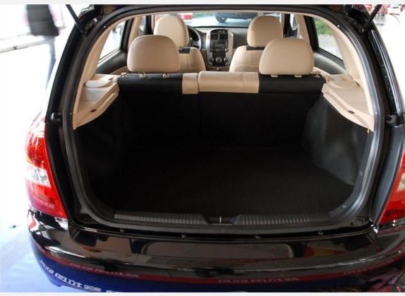 赛拉图 2008款 欧风 1.6 MT GL 车厢座椅   后备厢