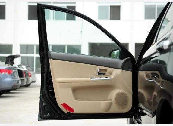 赛拉图 2010款 1.6L MT GLS 车厢座椅   前门板