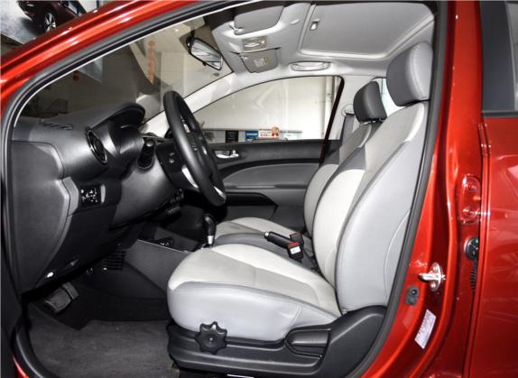 焕驰 2017款 1.4L 自动豪华版Deluxe 车厢座椅   前排空间