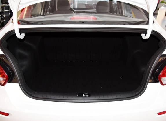 焕驰 2017款 1.4L 手动豪华版Deluxe 车厢座椅   后备厢