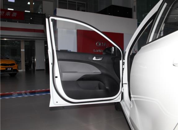 焕驰 2020款 改款 1.4L 自动精英互联版 车厢座椅   前门板