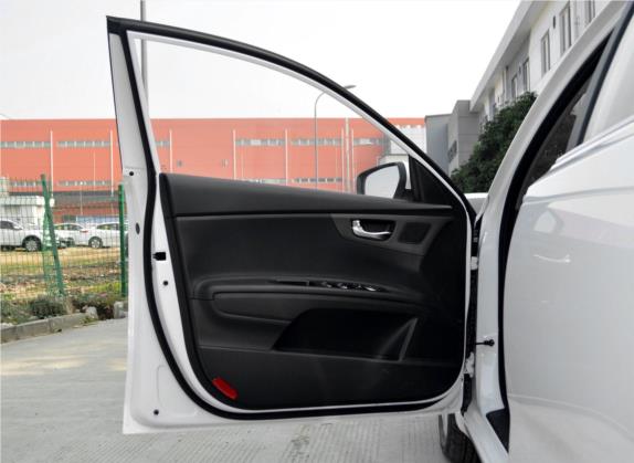 凯绅 2017款 1.8L 自动GL 车厢座椅   前门板