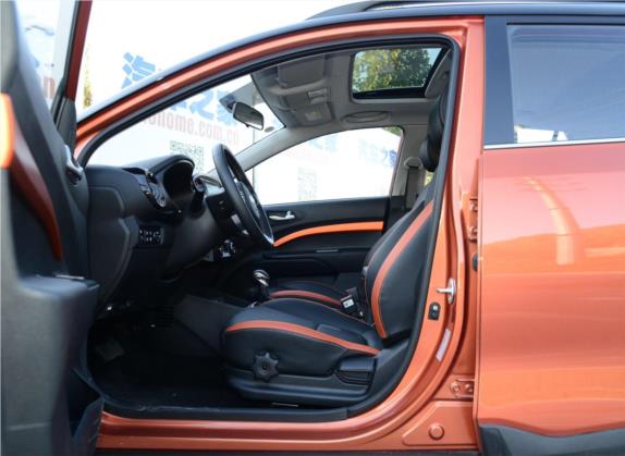 奕跑 2019款 1.4L 自动趣享版 国V 车厢座椅   前排空间