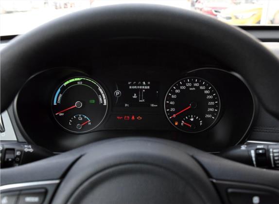起亚K5新能源 2019款 2.0L GLS 中控类   仪表盘