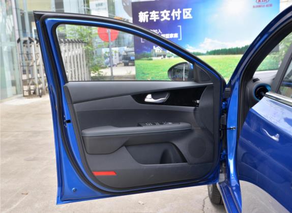起亚K3新能源 2020款 EV 智享互联版 490km 车厢座椅   前门板