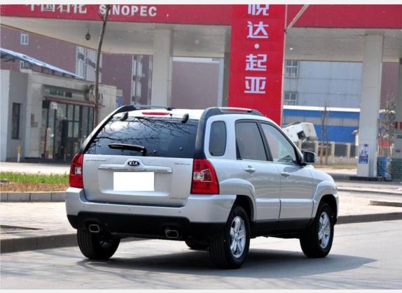 狮跑 2009款 2.0L 手动两驱版GLS 外观   斜后