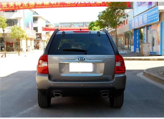 狮跑 2011款 2.0L 自动两驱版GLS 外观   正后