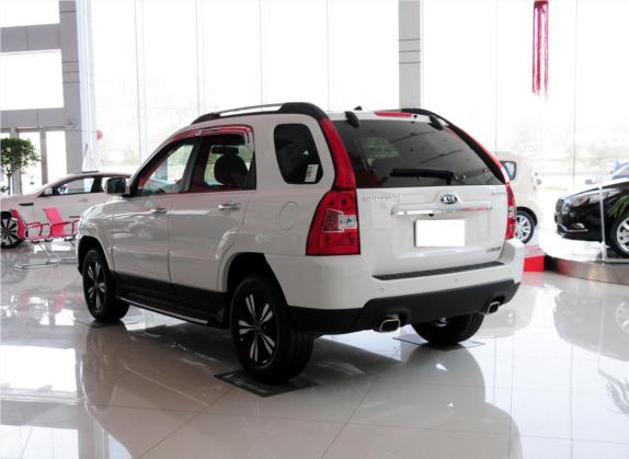 狮跑 2012款 2.0L 手动两驱版GLS 外观   斜后