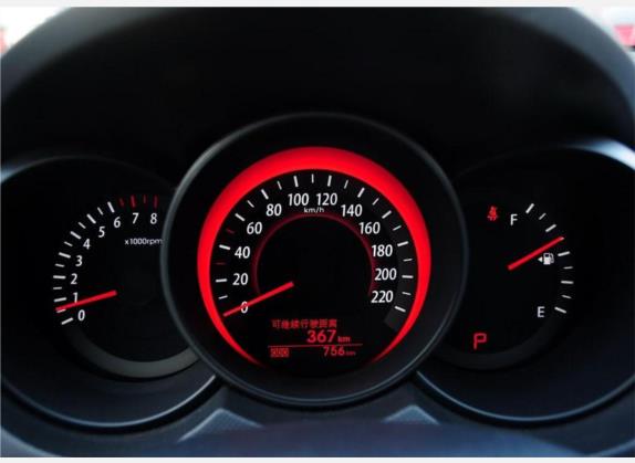 福瑞迪 2009款 1.6L AT Premium 中控类   仪表盘
