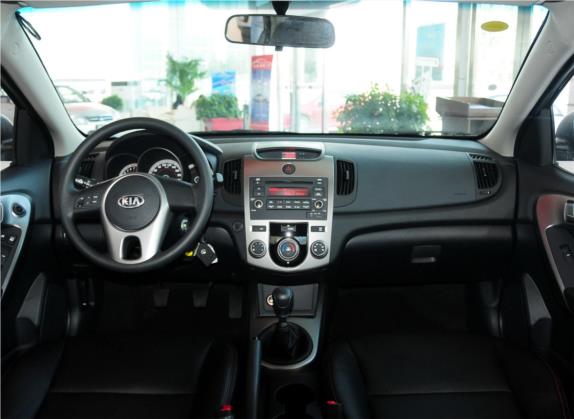 福瑞迪 2012款 1.6L MT GL 纪念版 中控类   中控全图