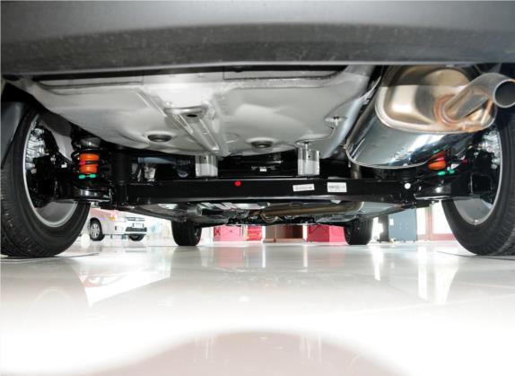 福瑞迪 2012款 1.6L MT GL 纪念版 其他细节类   后悬架