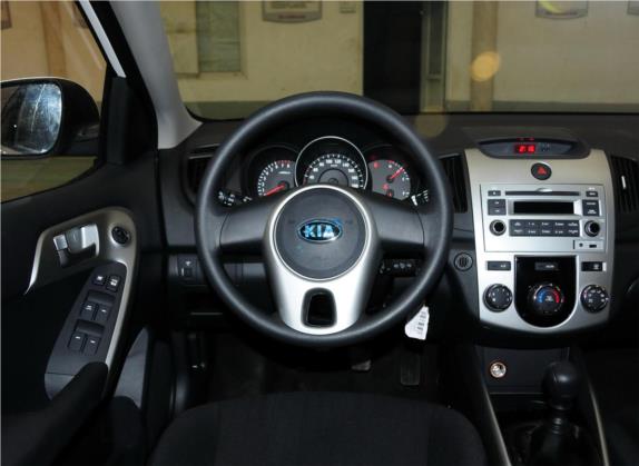 福瑞迪 2014款 1.6L MT GL 中控类   驾驶位