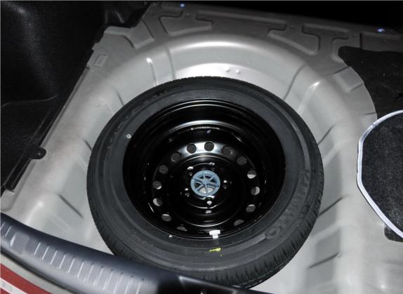 福瑞迪 2014款 1.6L AT Premium 其他细节类   备胎