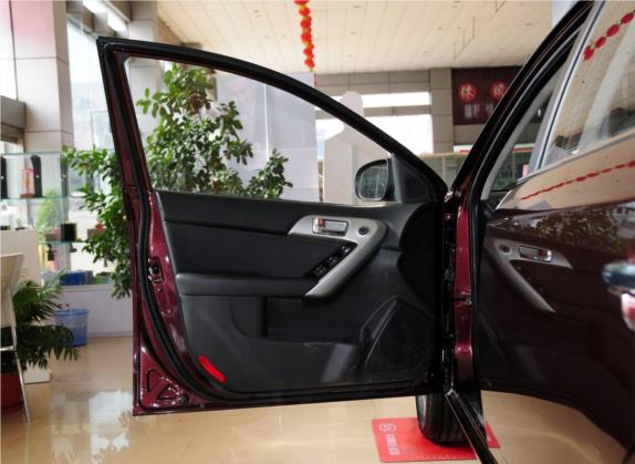 福瑞迪 2014款 1.6L AT Premium 车厢座椅   前门板
