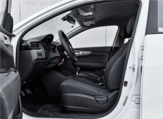 福瑞迪 2018款 1.6L 手动舒适版Smart 车厢座椅   前排空间
