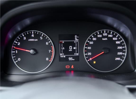 福瑞迪 2018款 1.6L 手动舒适版Smart 中控类   仪表盘