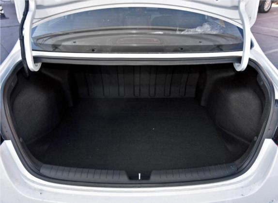 福瑞迪 2018款 1.6L 手动智享天窗版Value 车厢座椅   后备厢