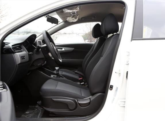 福瑞迪 2019款 1.6L 自动风尚版 国VI 车厢座椅   前排空间
