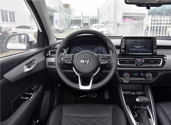 福瑞迪 2019款 1.6L 自动智享互联版 国VI 中控类   驾驶位