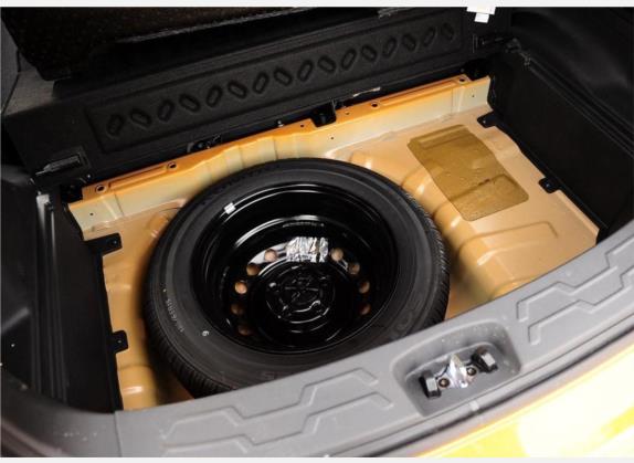 秀尔 2010款 1.6L MT GLS 其他细节类   备胎