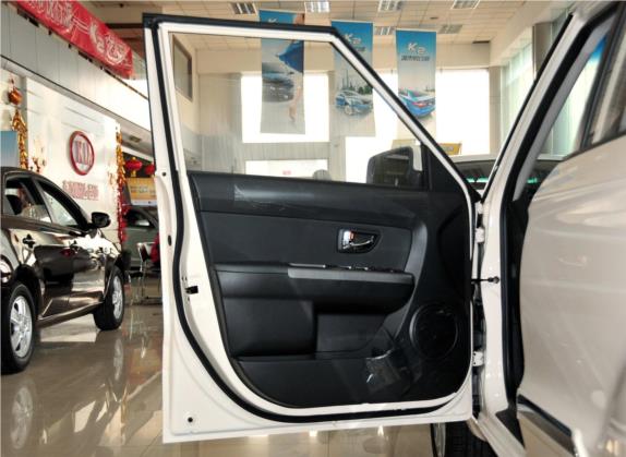 秀尔 2012款 1.6L AT Premium 车厢座椅   前门板