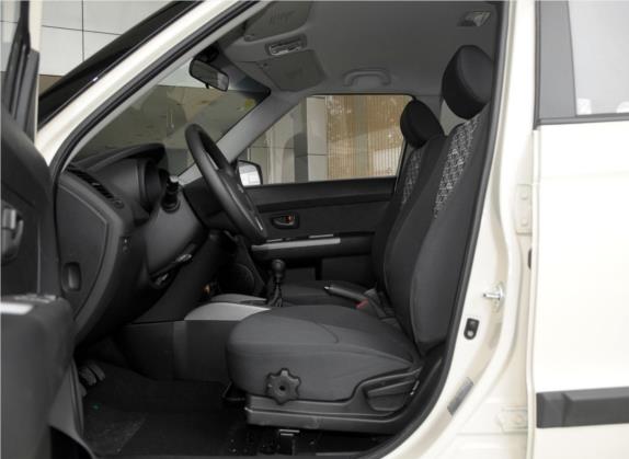 秀尔 2013款 1.6L MT GL 车厢座椅   前排空间