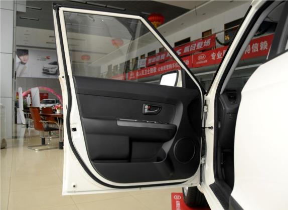 秀尔 2013款 1.6L MT GL 车厢座椅   前门板