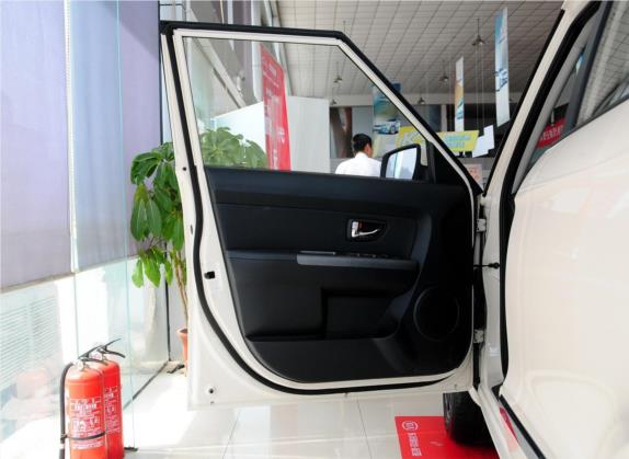 秀尔 2013款 1.6L AT Premium 车厢座椅   前门板